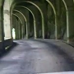 慕谷慕魚　九曲トンネル（回廊）